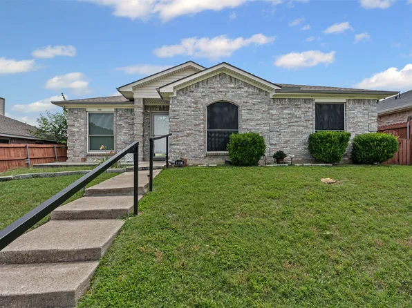 1100 Cedarcrest Dr, Mesquite, TX 75149