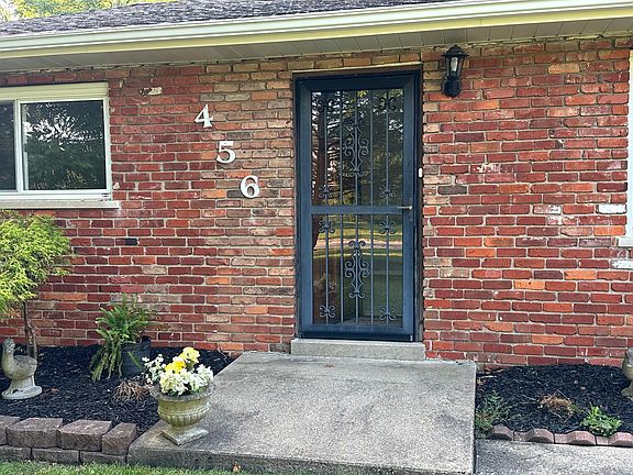 2nd image of 456 Cloverwood Dr