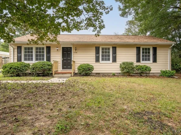 13716 Woods Edge Rd, South Chesterfield, VA 23834