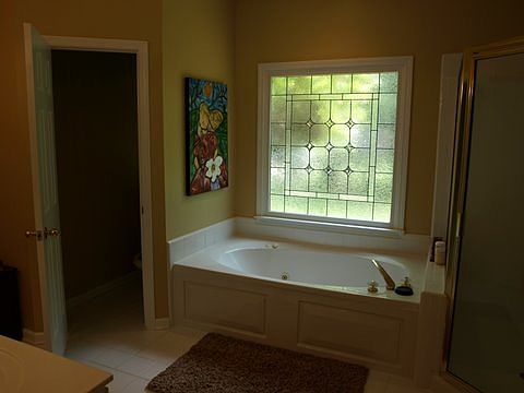 Master Bath tub