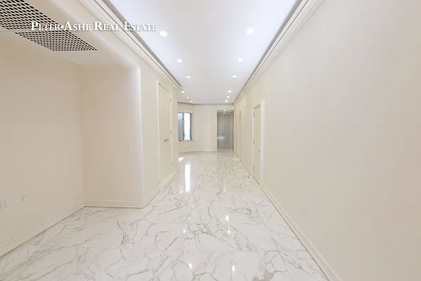 Rented by Peter Ashe | media 7