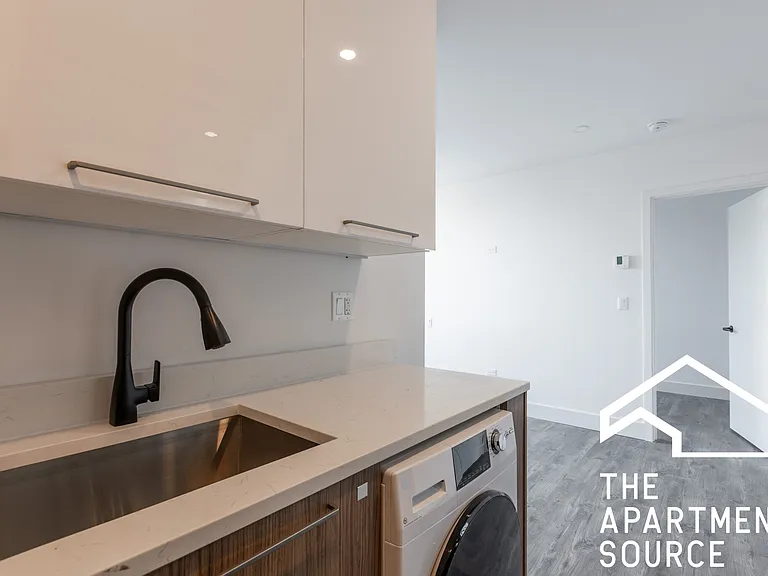941 W Carmen Ave #405 — Photo 5