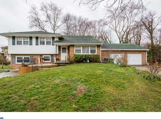 500 Douglas Dr, Cherry Hill, NJ 08034