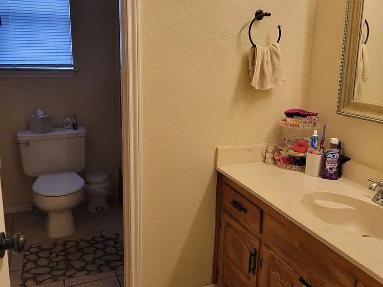 703 Skyline Dr — Photo 13