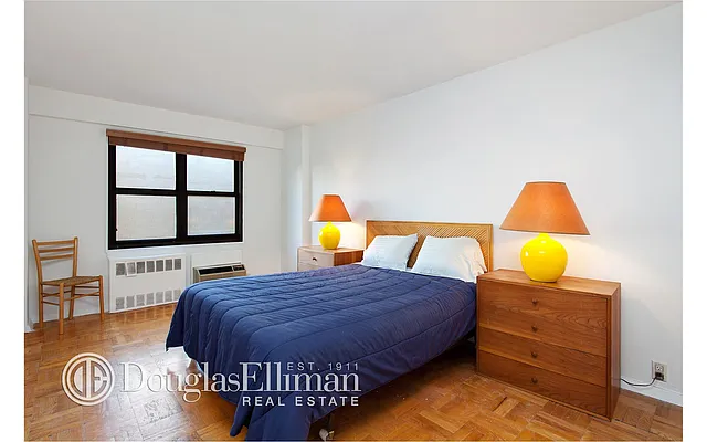 Sold by Douglas Elliman | media 18