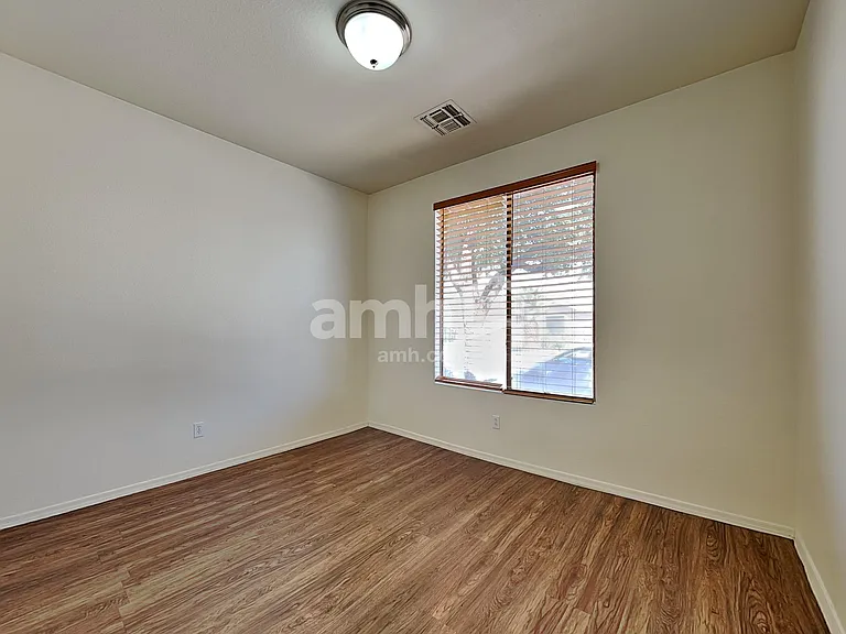 12363 W Jackson St — Photo 19
