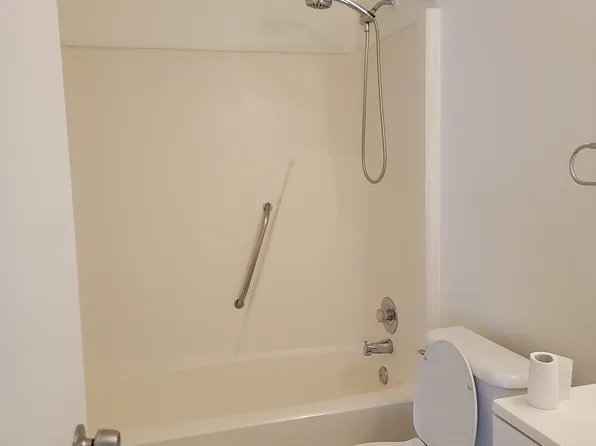 6474 3rd St, Alexandria, VA 22312