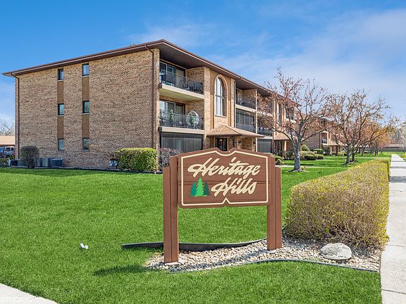3rd image of 11101 Heritage Dr APT 2D