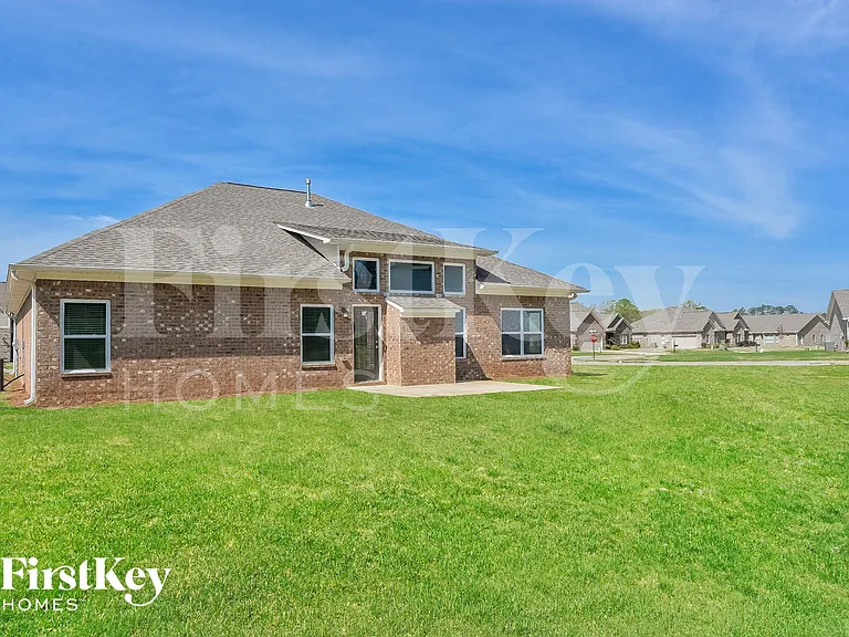 5542 Bridle Way — Photo 14