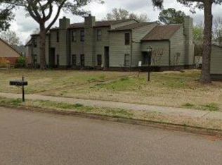 Farmington Glen Cond, Germantown, TN 38139