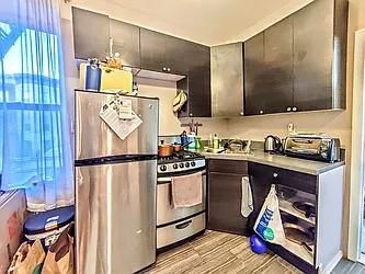 22 Virginia Place, #2A