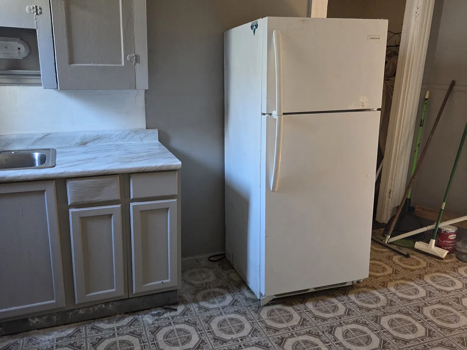 2 bed, 1628 sqft, $900 — Photo 3