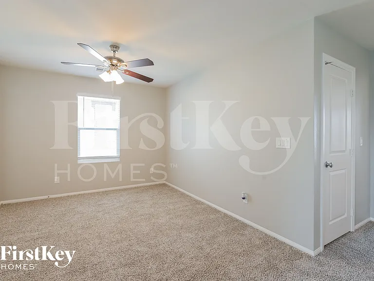 9312 Colinton Ct — Photo 11