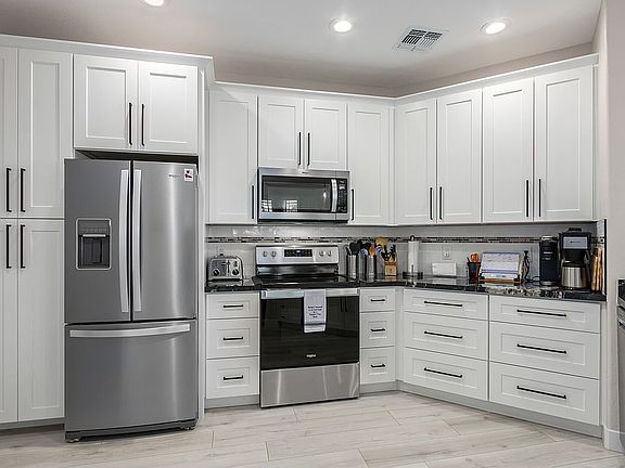 5th image of 11500 E Cochise Dr Unit 1091
