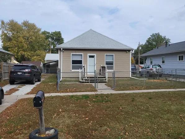 6710 Morrill Ave, Lincoln, NE 68507