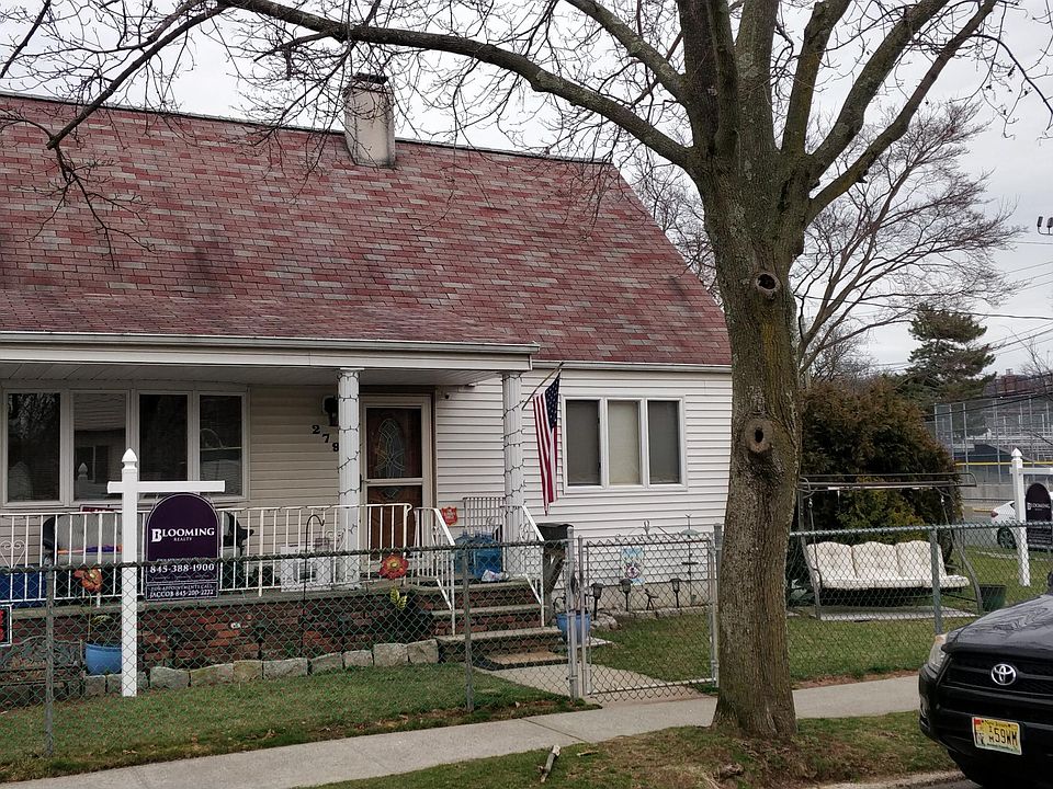 1st image of 279 Suffolk Ave