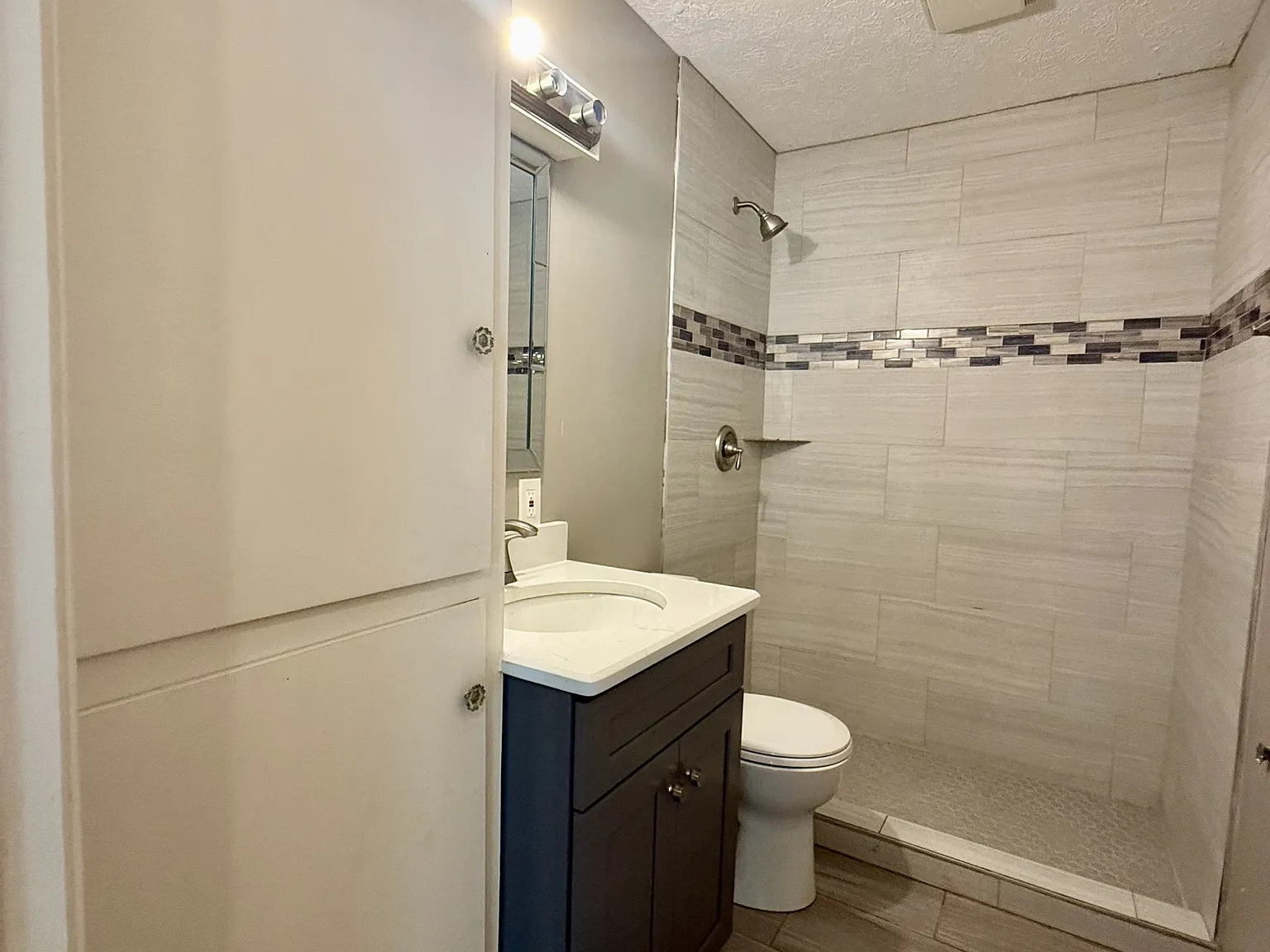 71 Harvey Osteen Road - 2 — Photo 4