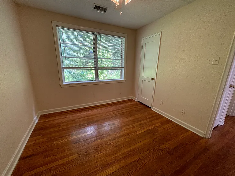 1623 Valley Ave — Photo 68