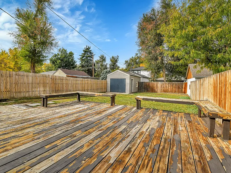 2245 S Franklin St — Photo 46