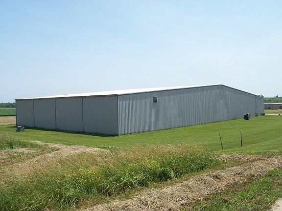 3rd image of 275 Industrial Dr