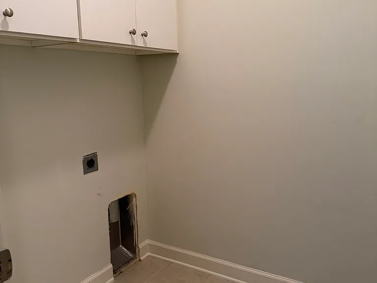7827 High Market St — Photo 12