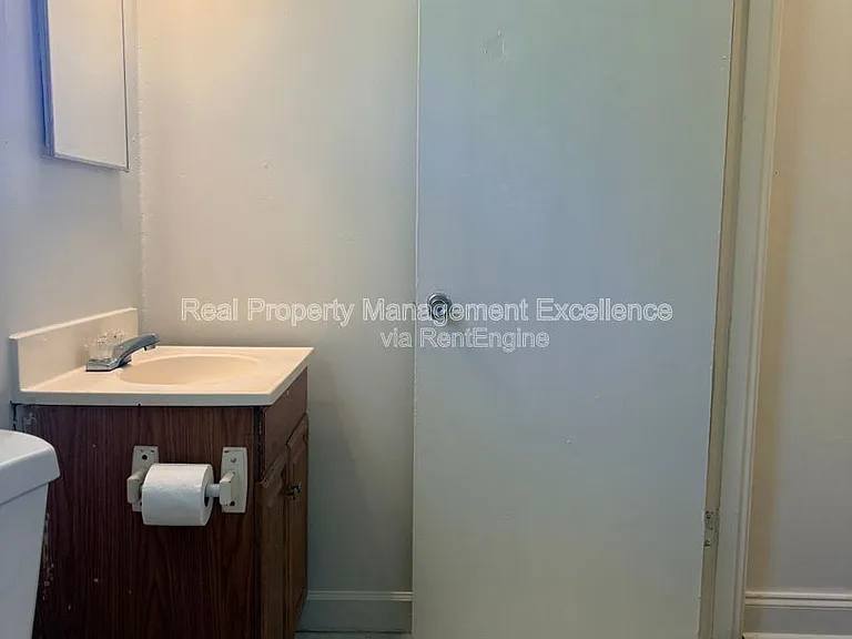 419 Walton St — Photo 20