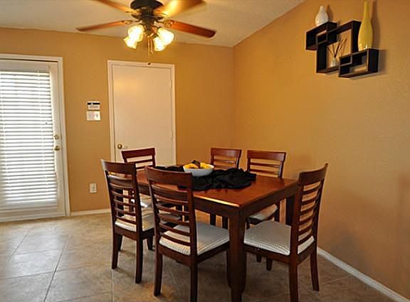 4th image of 131 Hampshire Ln