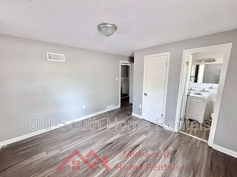 1733 Gowan Dr — Photo 13