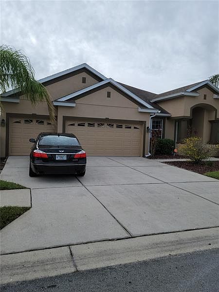 1st image of 5585 Superior Dr