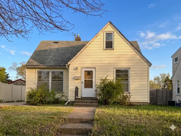 1119 Kingsford St, Saint Paul, MN 55106