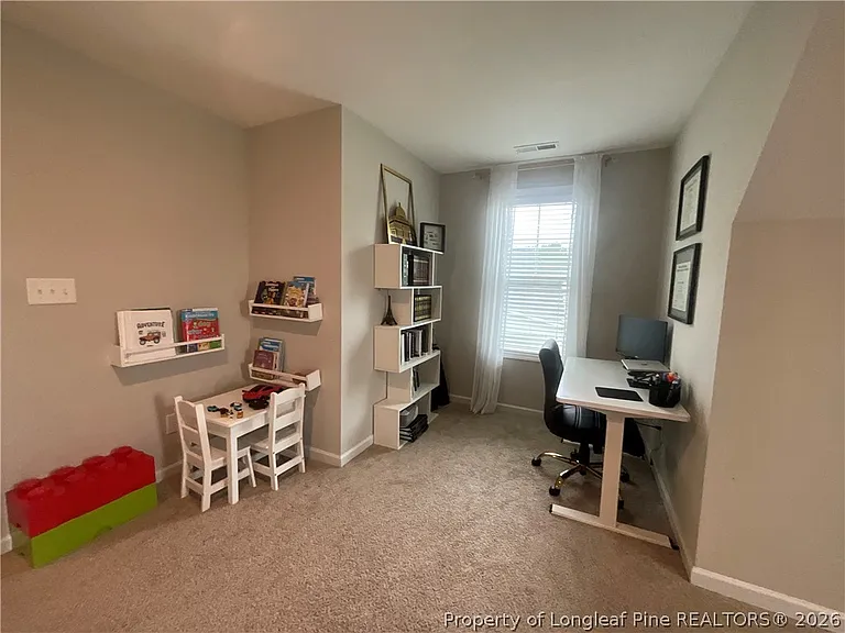 134 Chatfield Dr — Photo 20