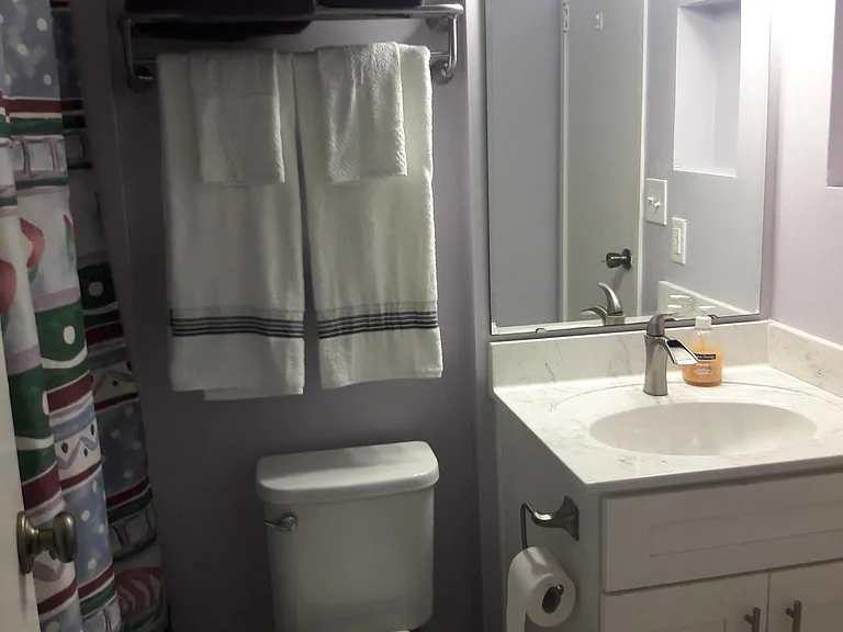 2nd bathroom.