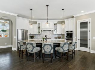 677 Shawnee Woods Rd, Hamel, MN 55340