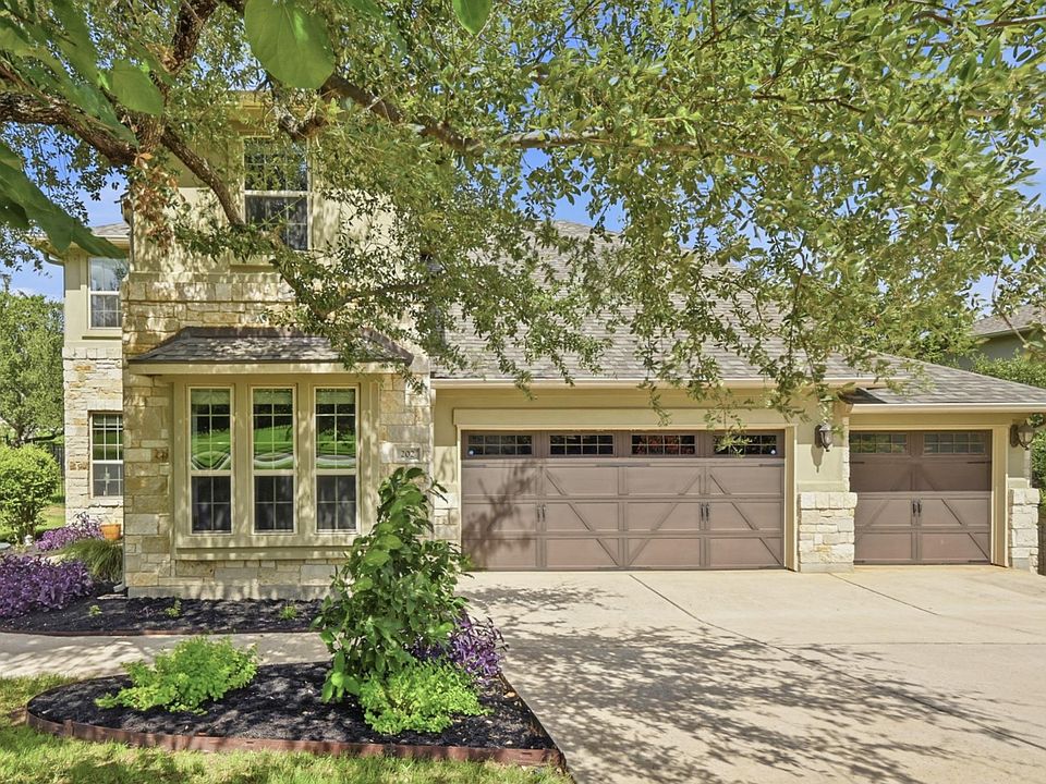 1st image of 202 Duffy Ln