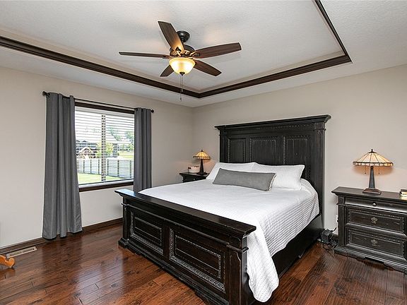 3rd image of 309 Evergreen Dr NW