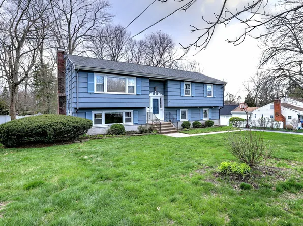 74 Indian River Road, Milford, CT 06460