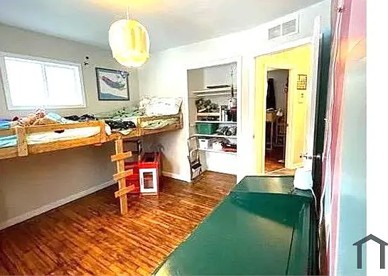 1135 Lexington Pkwy — Photo 15