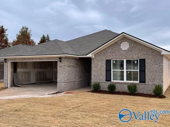 112 Harold Murphy Dr, Madison, AL 35756