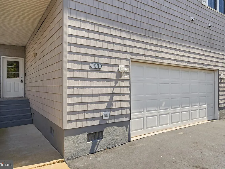 17271 Crab Pot Ln — Photo 44