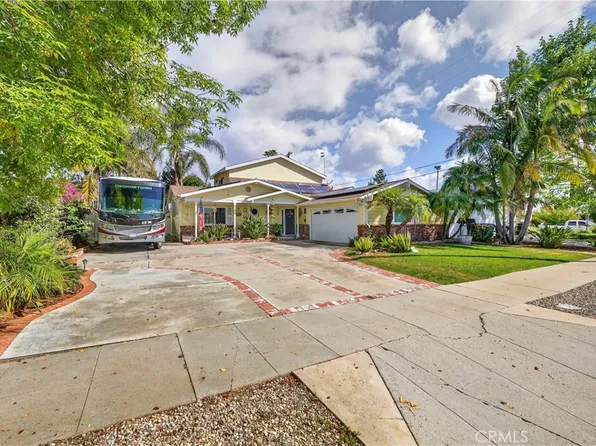 22441 Hartland St, West Hills, CA 91307