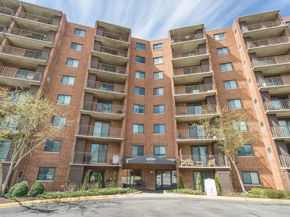 1 Bloomingdale Pl APT 507, Bloomingdale, IL 60108