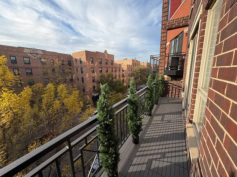 1347 N Sedgwick St #4N — Photo 32