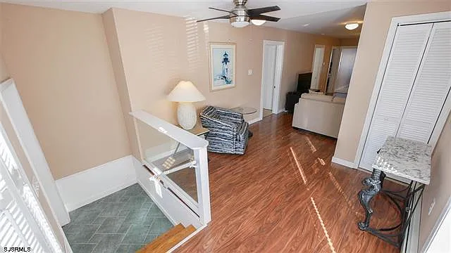 11 S Washington Ave #1 — Photo 3