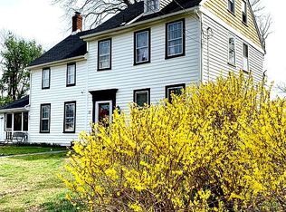 51 Burrs Mill Rd, Pemberton, NJ 08068