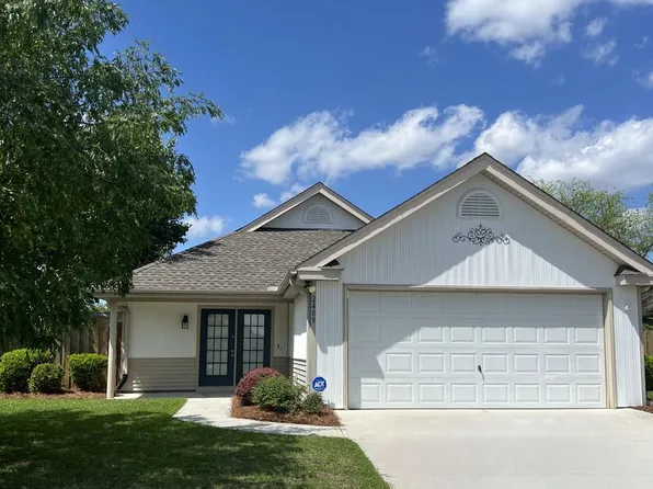 2409 Sunburst Ct, Wilmington, NC 28411