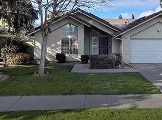 2539 Plumwood Way, Madera, CA 93637