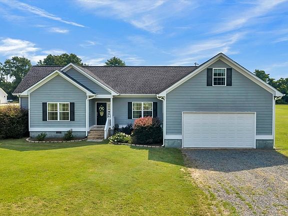 3rd image of 242 Meadow Wood Dr