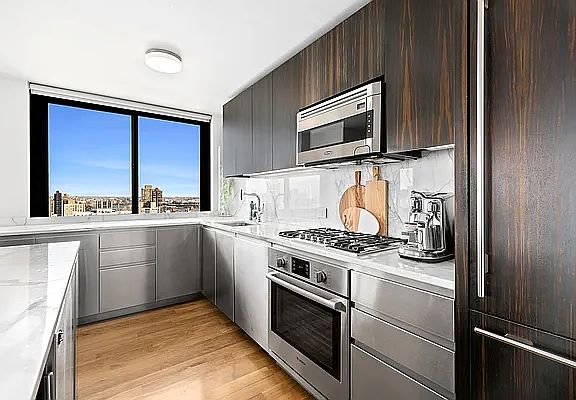 3rd image of 515 E 72nd St APT 38E