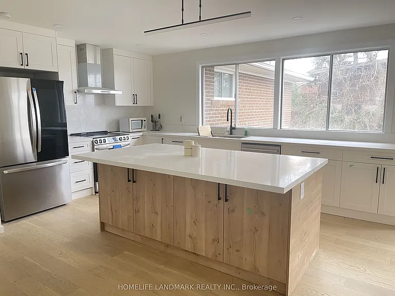 74 Valentine Dr — Photo 4