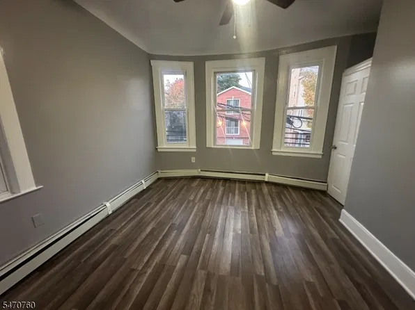 120 Rose Ter #3, Newark, NJ 07108